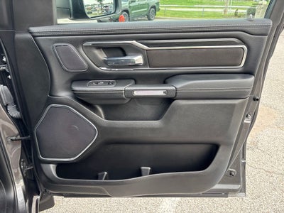 2024 RAM 1500 Laramie Crew Cab 4x4 5'7' Box
