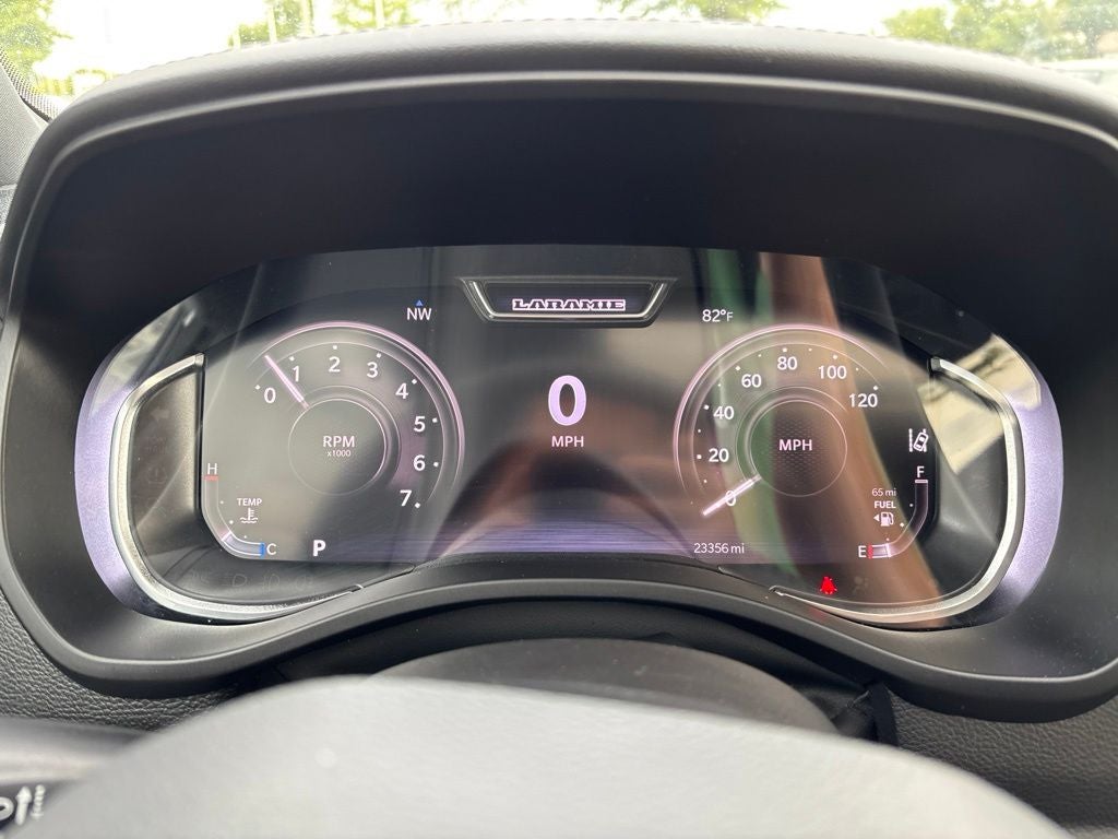 2024 RAM 1500 Laramie Crew Cab 4x4 5'7' Box