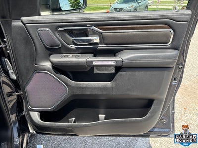 2021 RAM 1500 Laramie Crew Cab 4x4 5'7' Box