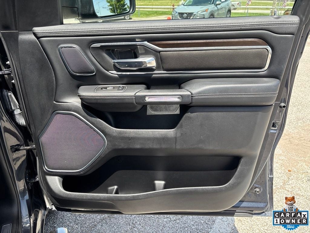 2021 RAM 1500 Laramie Crew Cab 4x4 5'7' Box