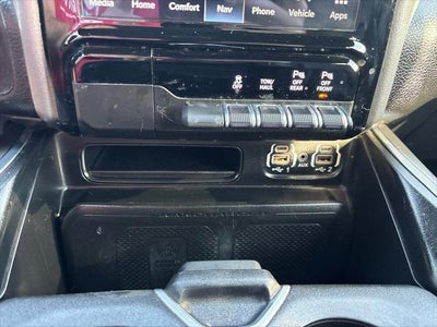 2023 RAM 1500 Laramie Crew Cab 4x4 5'7' Box