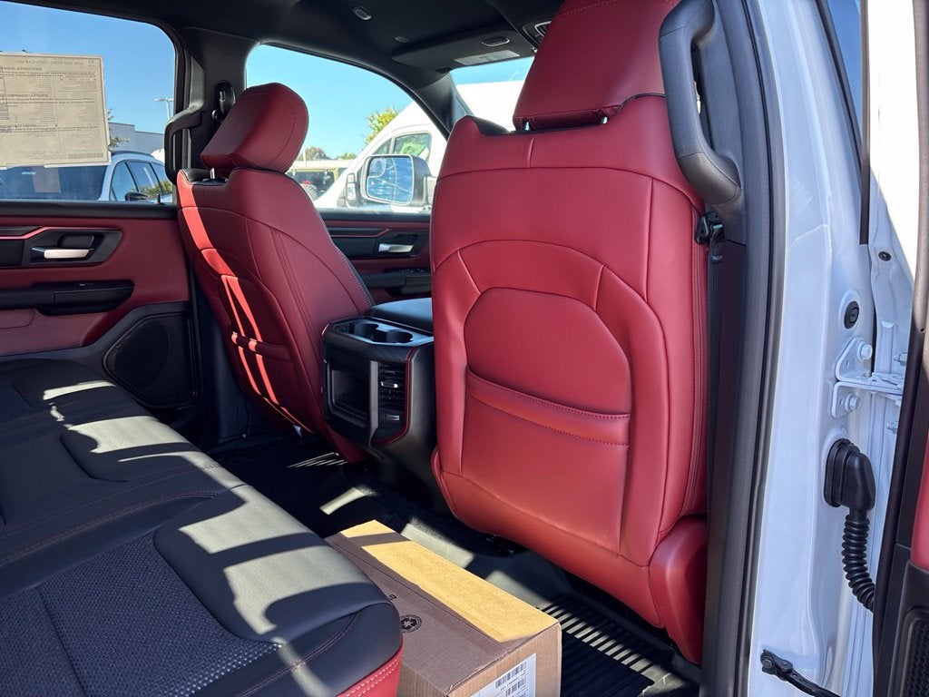 2027 RAM Ram 1500 RAM 1500 REBEL CREW CAB 4X4 5'7' BOX