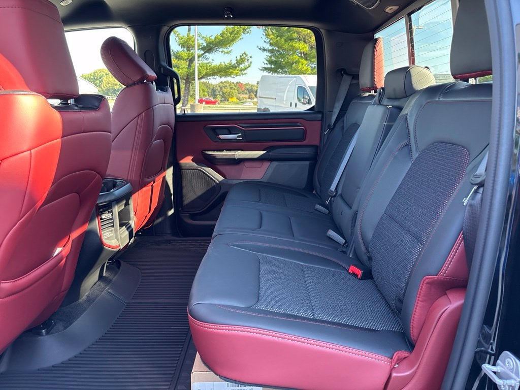 2027 RAM Ram 1500 RAM 1500 REBEL CREW CAB 4X4 5'7' BOX