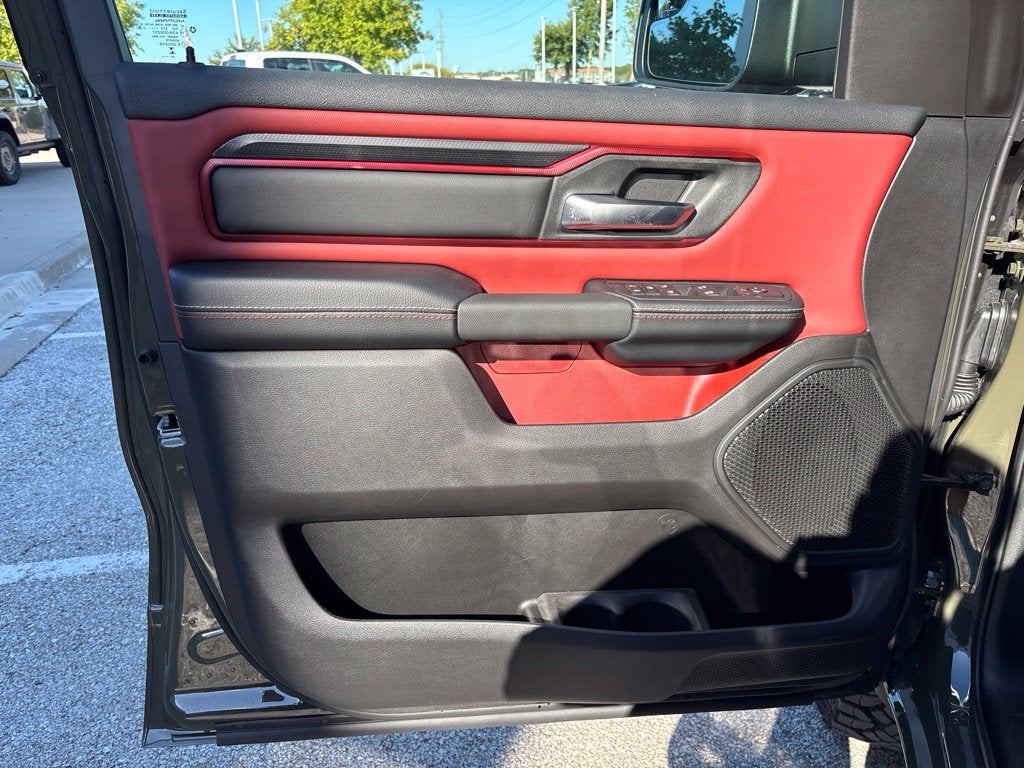 2027 RAM Ram 1500 RAM 1500 REBEL CREW CAB 4X4 5'7' BOX