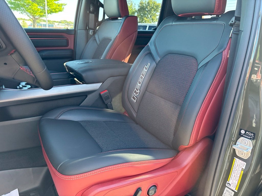 2027 RAM Ram 1500 RAM 1500 REBEL CREW CAB 4X4 5'7' BOX