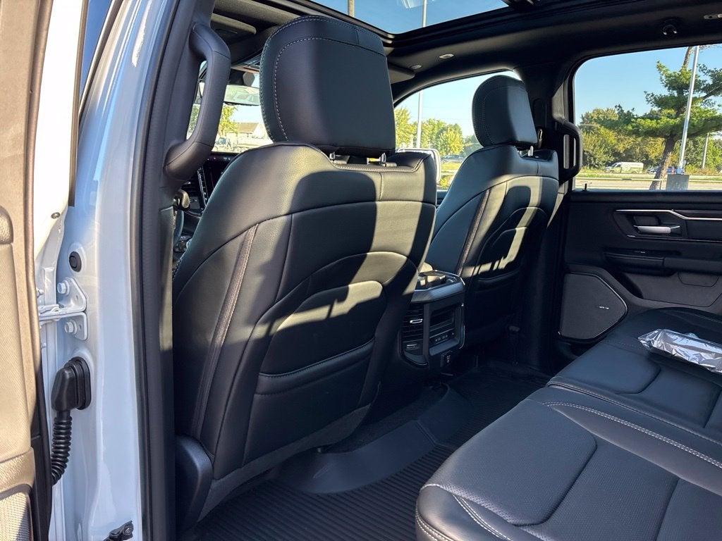 2027 RAM Ram 1500 RAM 1500 REBEL CREW CAB 4X4 5'7' BOX