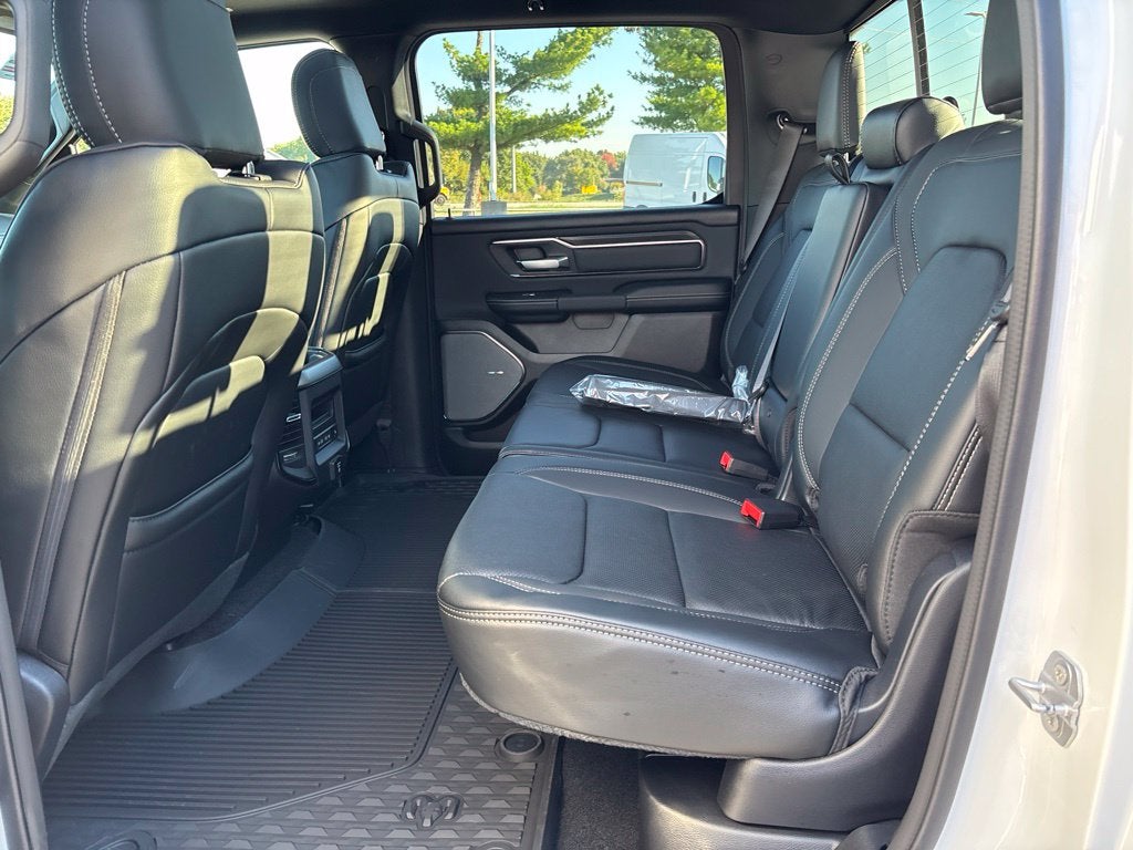 2027 RAM Ram 1500 RAM 1500 REBEL CREW CAB 4X4 5'7' BOX