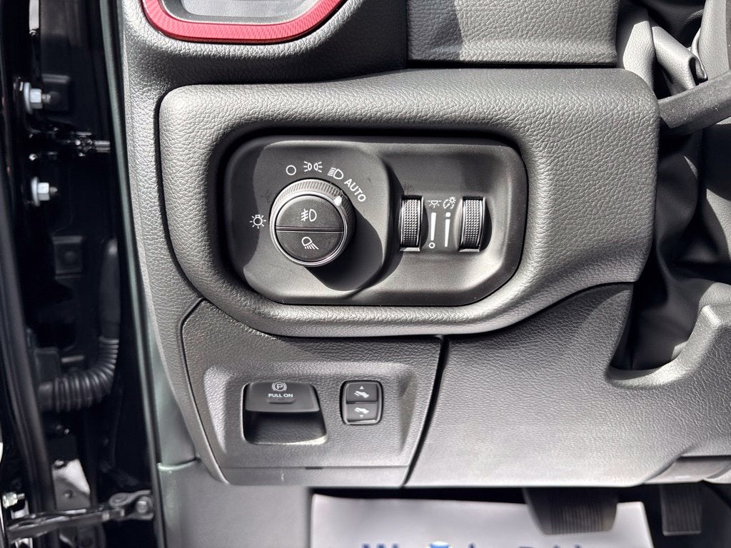 2027 RAM Ram 1500 RAM 1500 REBEL CREW CAB 4X4 5'7' BOX