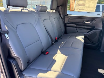 2027 RAM Ram 1500 RAM 1500 TRADESMAN CREW CAB 4X4 6'4' BOX