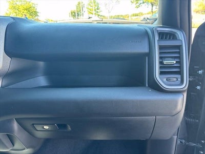 2027 RAM Ram 1500 RAM 1500 TRADESMAN CREW CAB 4X4 6'4' BOX