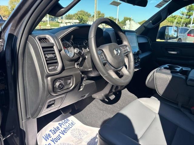 2027 RAM Ram 1500 RAM 1500 TRADESMAN CREW CAB 4X4 6'4' BOX