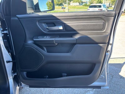 2027 RAM Ram 1500 RAM 1500 TRADESMAN CREW CAB 4X4 6'4' BOX