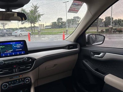 2020 Ford Escape SE
