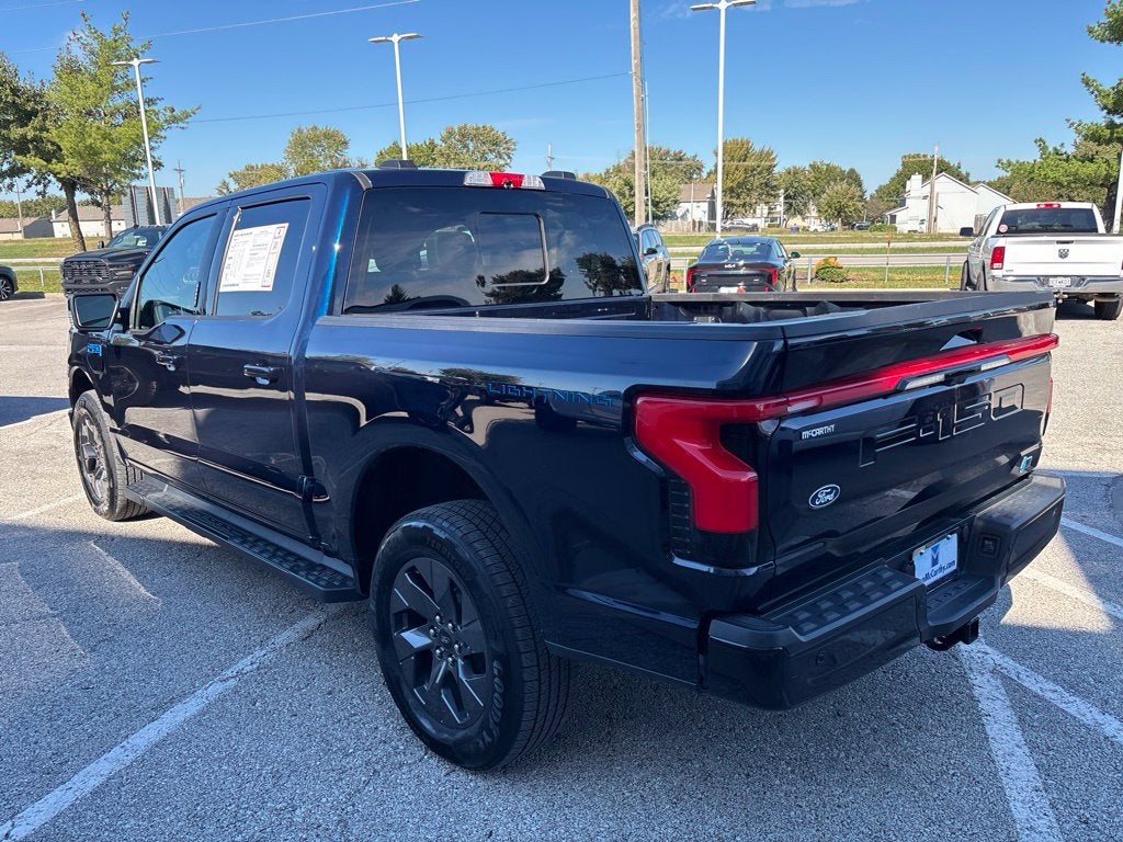 2024 Ford F-150 Lightning LARIAT