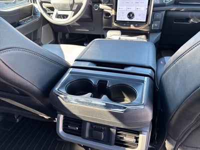 2024 Ford F-150 Lightning LARIAT