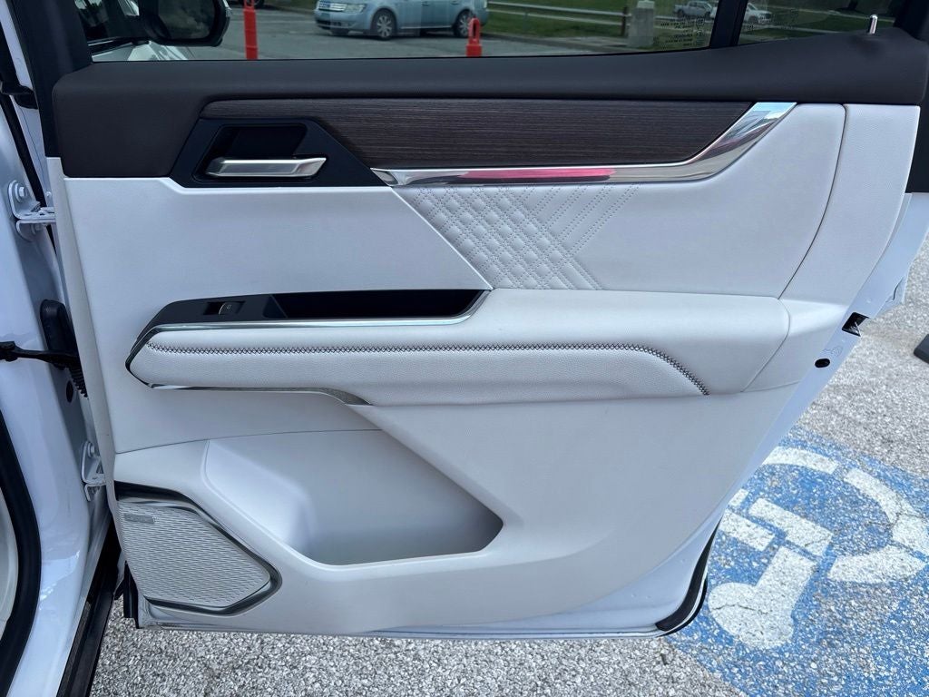 2024 GMC Acadia AWD Denali