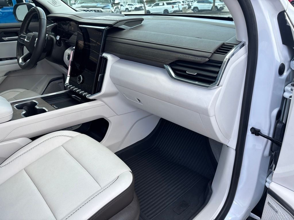 2024 GMC Acadia AWD Denali