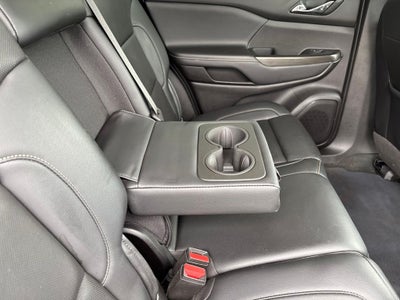 2023 GMC Acadia FWD SLT