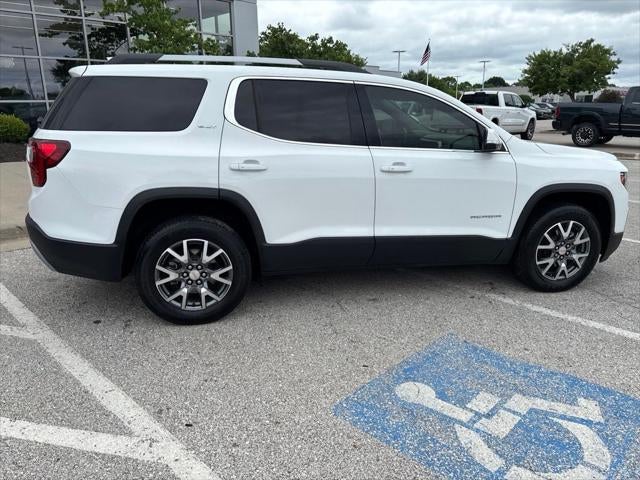 2023 GMC Acadia FWD SLT