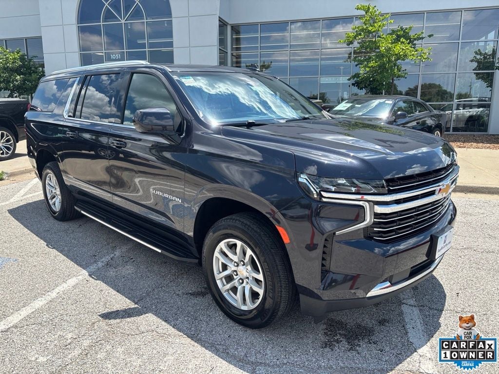 2024 Chevrolet Suburban LT