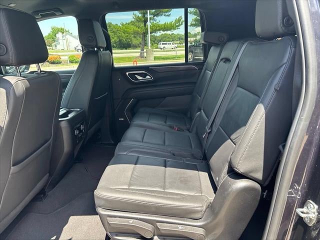 2024 Chevrolet Suburban 4WD LT