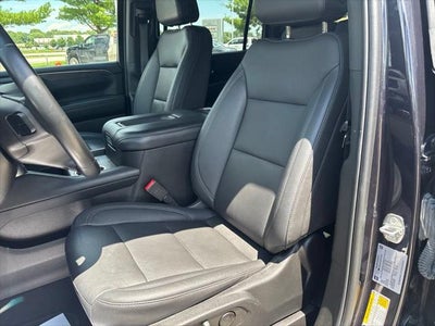 2024 Chevrolet Suburban 4WD LT