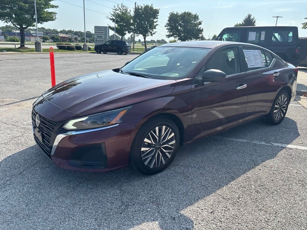 2025 Nissan Altima SV FWD