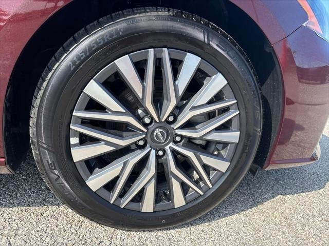 2025 Nissan Altima SV FWD