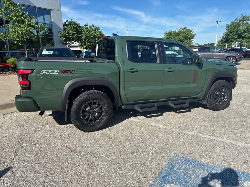 2023 Nissan Frontier Crew Cab PRO-4X 4x4