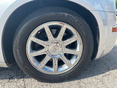 2005 Chrysler 300C Base