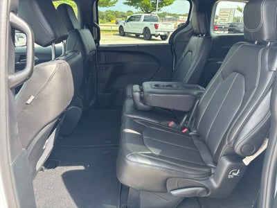 2027 Chrysler Pacifica PACIFICA SELECT