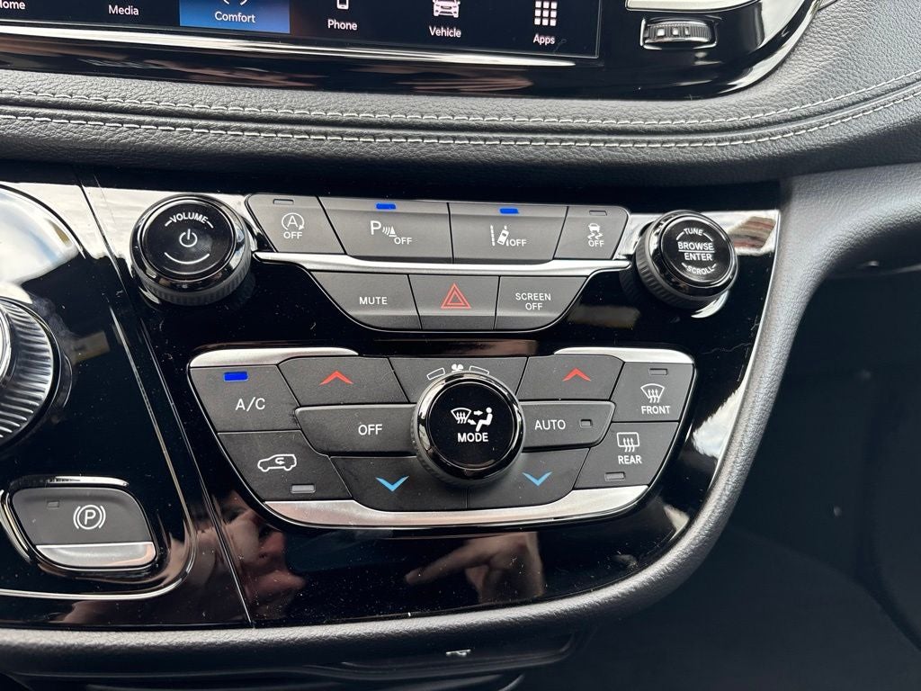 2027 Chrysler Pacifica PACIFICA SELECT