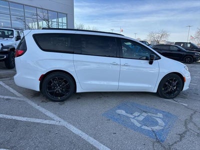 2026 Chrysler Pacifica PACIFICA SELECT