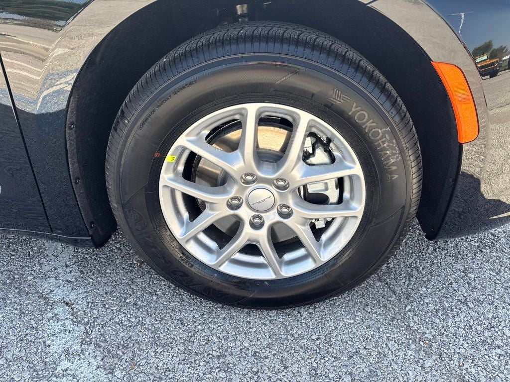2027 Chrysler Pacifica PACIFICA SELECT
