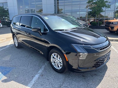 2027 Chrysler Pacifica PACIFICA SELECT