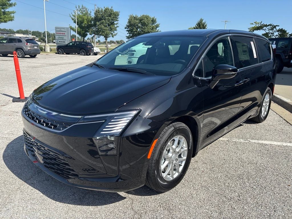 2027 Chrysler Pacifica PACIFICA SELECT