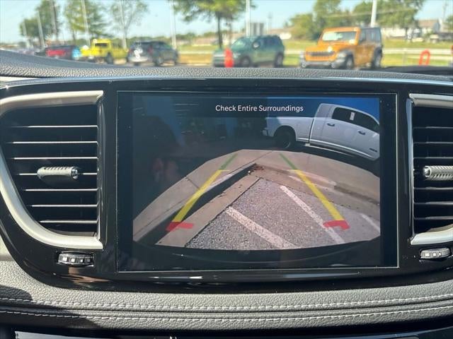 2027 Chrysler Pacifica PACIFICA SELECT