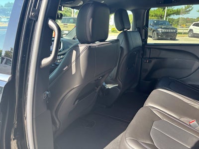 2027 Chrysler Pacifica PACIFICA SELECT