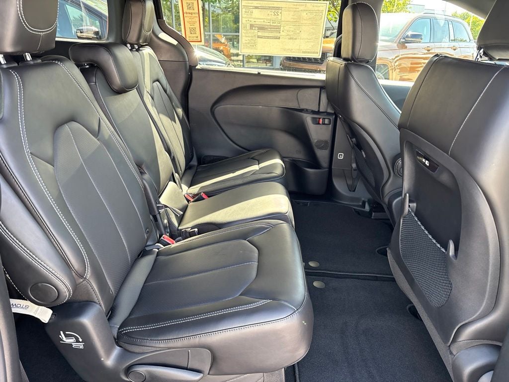 2027 Chrysler Pacifica PACIFICA SELECT