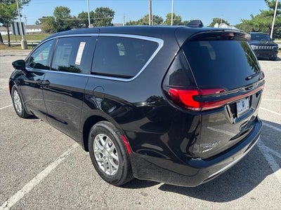 2027 Chrysler Pacifica PACIFICA SELECT