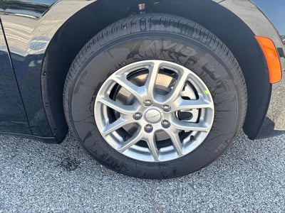 2027 Chrysler Pacifica PACIFICA SELECT