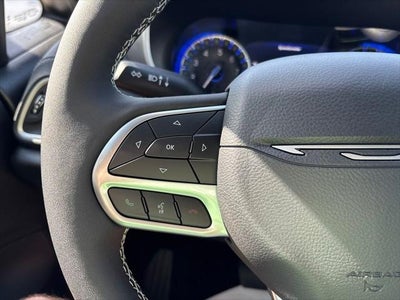 2027 Chrysler Pacifica PACIFICA SELECT