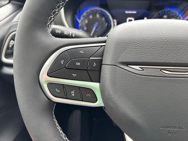 2027 Chrysler Pacifica PACIFICA SELECT
