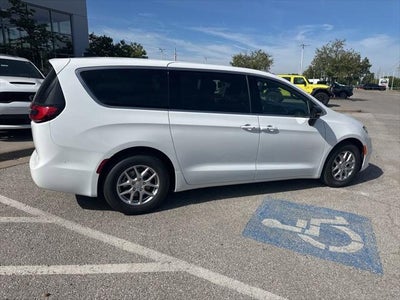 2026 Chrysler Pacifica PACIFICA SELECT