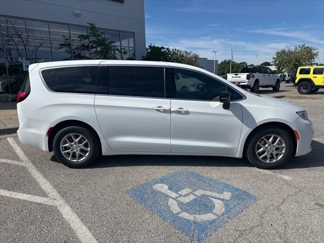 2026 Chrysler Pacifica PACIFICA SELECT