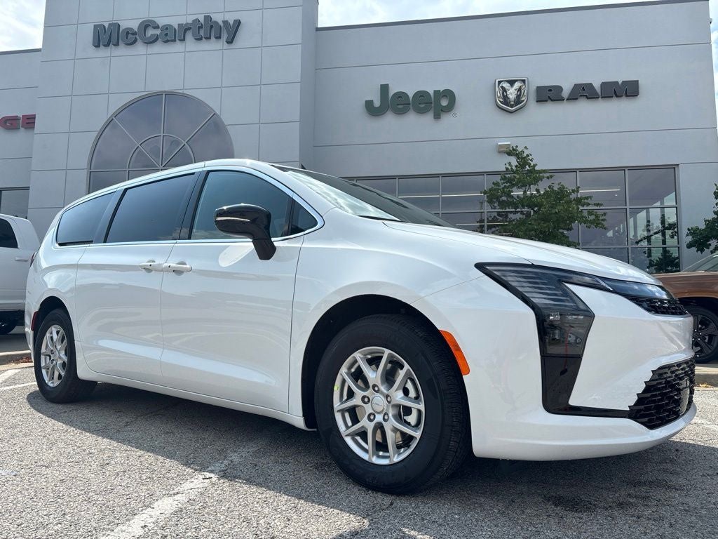 2027 Chrysler Pacifica Select