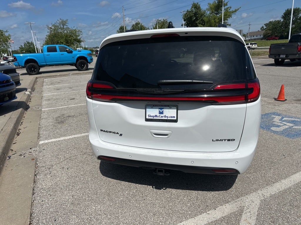 2025 Chrysler Pacifica Limited