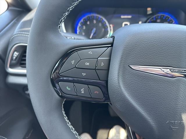 2025 Chrysler Pacifica PACIFICA LIMITED