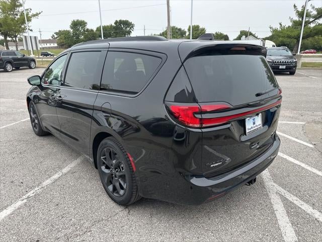 2026 Chrysler Pacifica PACIFICA LIMITED