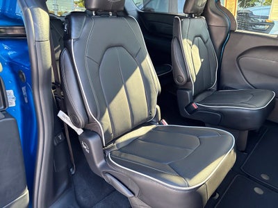 2027 Chrysler Pacifica PACIFICA LIMITED